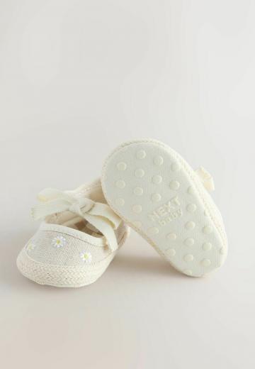 Детская обувь