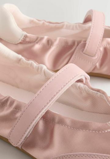 Спортивные балетки