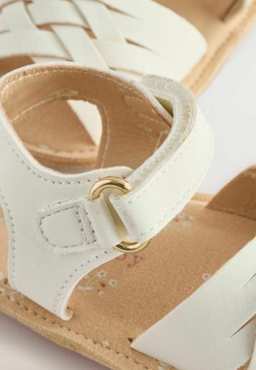 Детская обувь