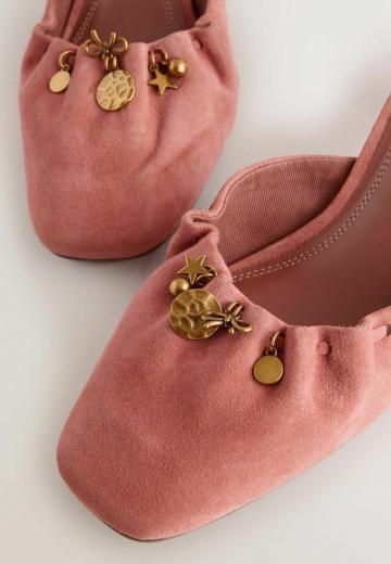 Туфли с ремешком