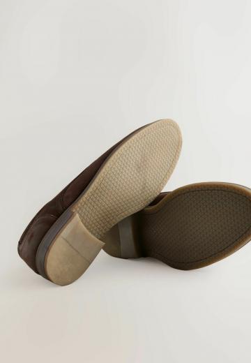 Ботинки на шнуровке