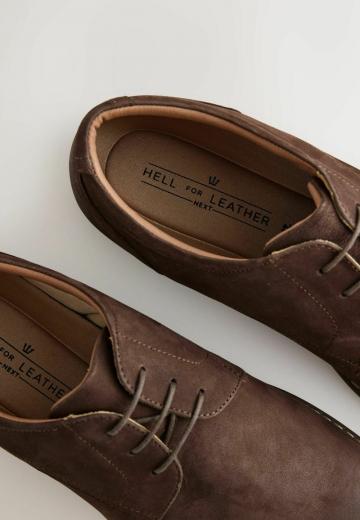 Ботинки на шнуровке