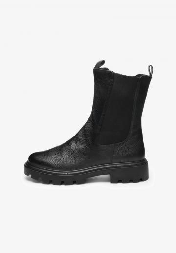 Полусапожки на платформе