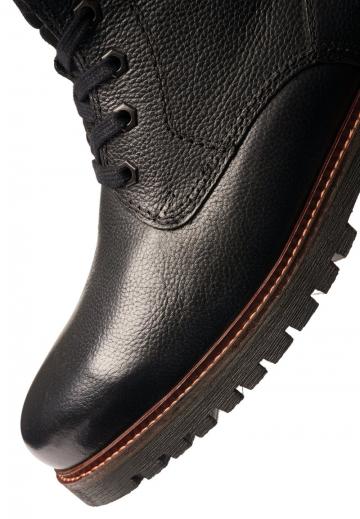 Зимние ботинки