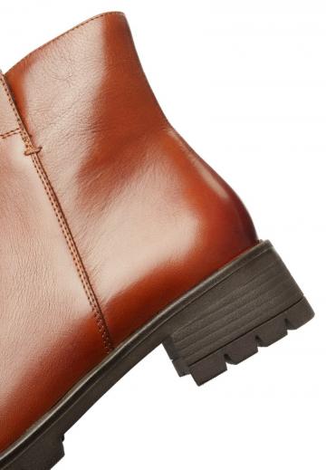 Полусапожки на платформе