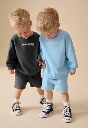 Набор одежды