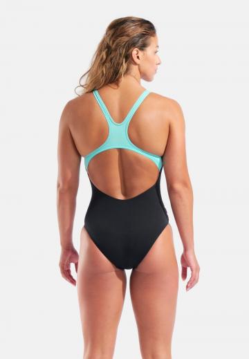 Слитный купальник