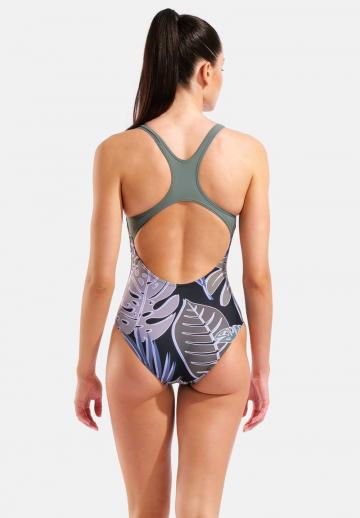 Слитный купальник