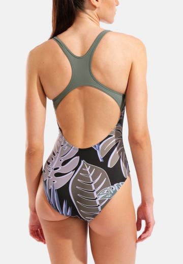 Слитный купальник