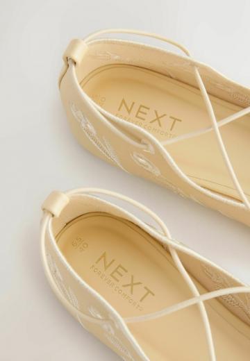 Спортивные балетки