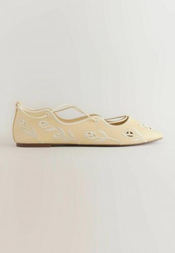 Спортивные балетки