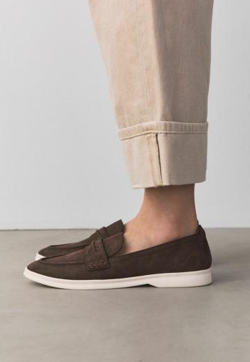 Полуботинки