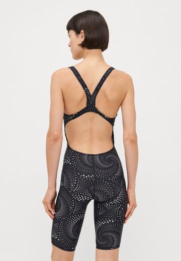 Слитный купальник