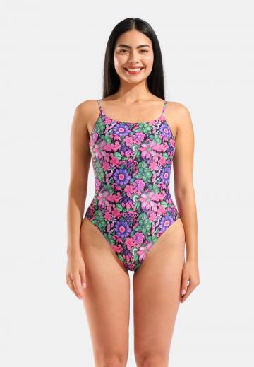 Слитный купальник