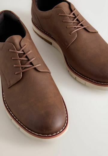 Ботинки на шнуровке