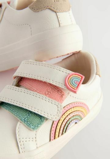 Детская обувь