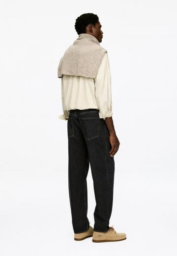 Свободные джинсы