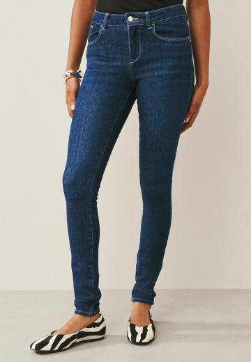 Узкие джинсы