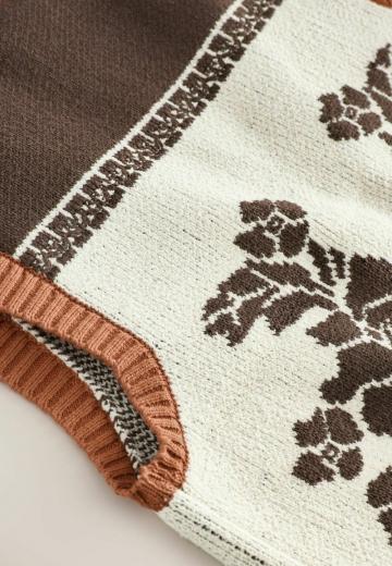 Вязаный жилет