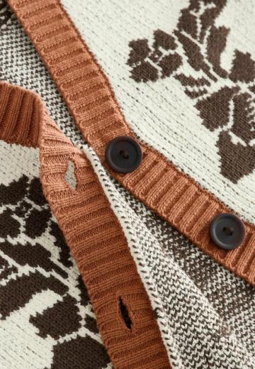 Вязаный жилет