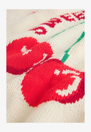 Вязаная кофта