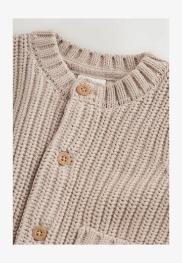 Вязаная кофта