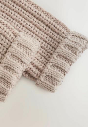 Вязаная кофта