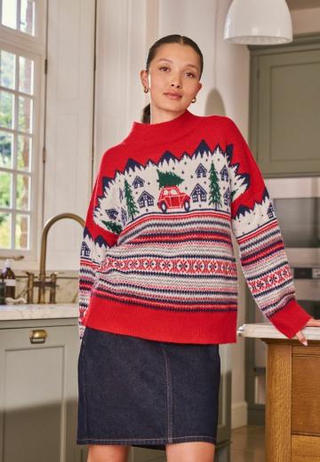 Пуловер в полоску