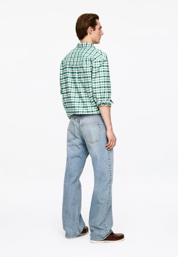 Прямые джинсы