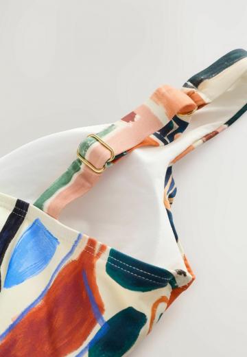 Слитный купальник