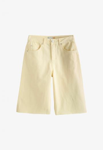 Джинсовые шорты