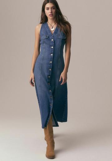 Джинсовый комбинезон