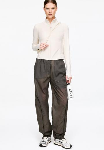 Спортивная куртка