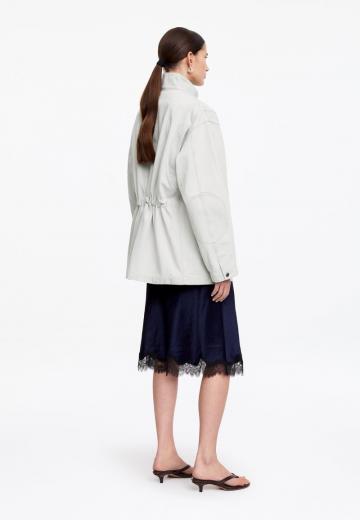 Короткое пальто