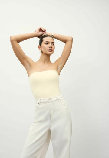 Топ без бретелек