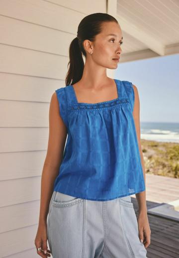 Кружевная блузка