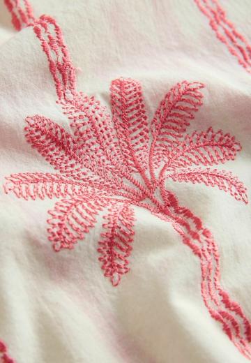 Блузка без рукавов