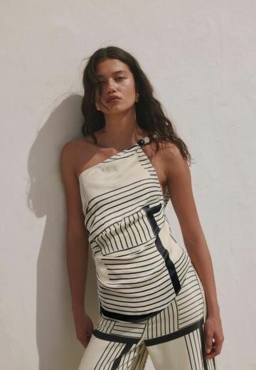 Топ на одно плечо