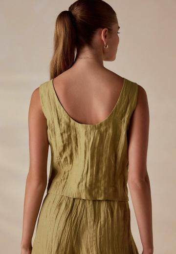 Блузка без рукавов