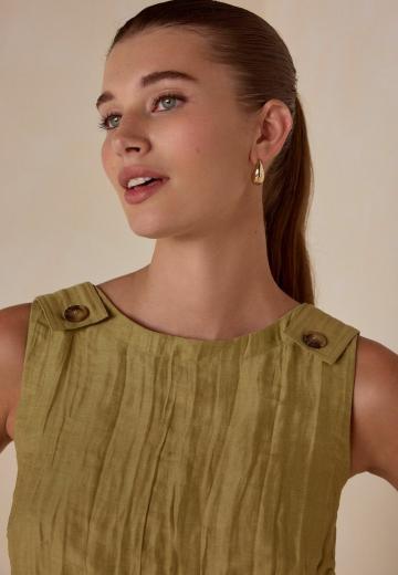 Блузка без рукавов