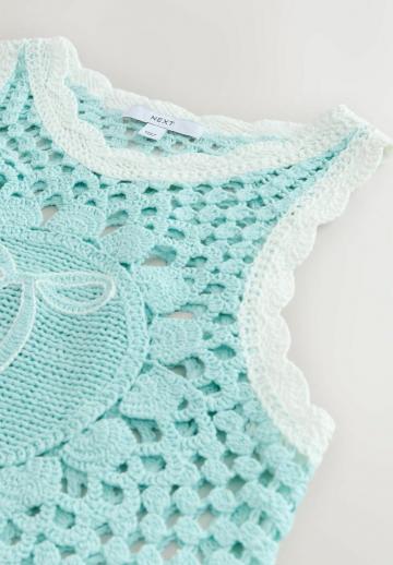 Блузка без рукавов