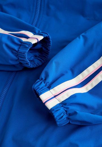 Спортивная куртка