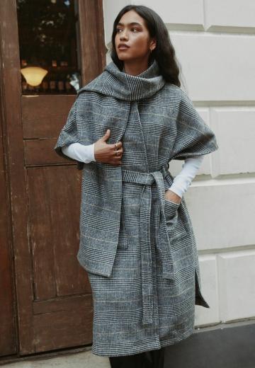 Шерстяное пальто