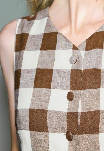 Длинный жилет