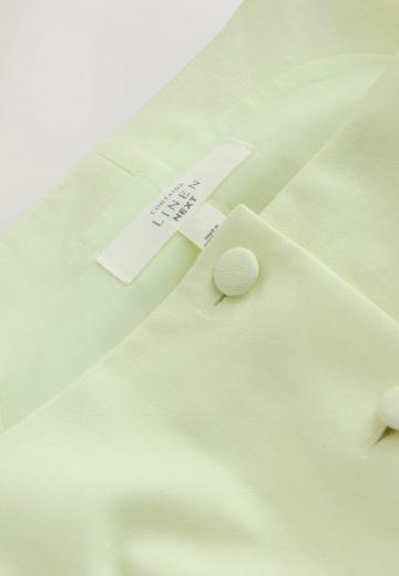 Длинный жилет