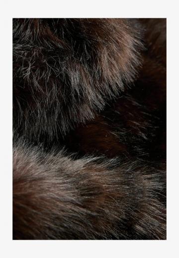 Пуховой жилет