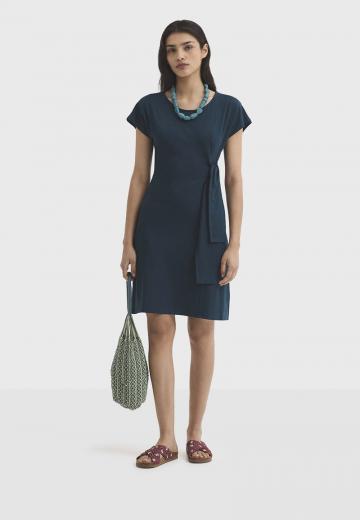 Короткое платье