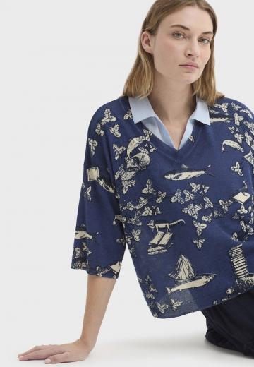 Пуловер с вырезом V