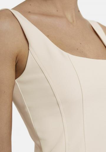 Платье футляр