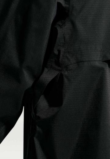 Спортивная куртка